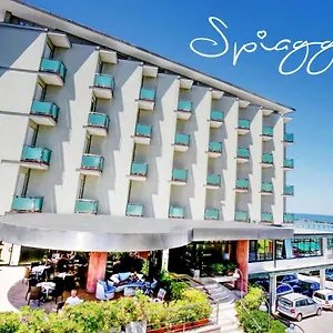 *** Hotel Royal-spiaggia Włochy