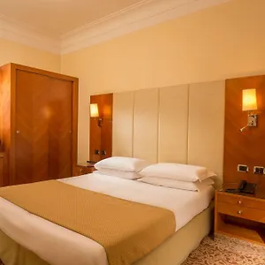 hotel-opera-roma.it-romehotels.com/